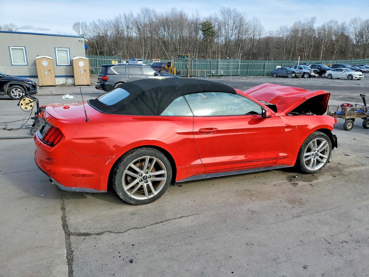 2017 FORD MUSTANG photo 3