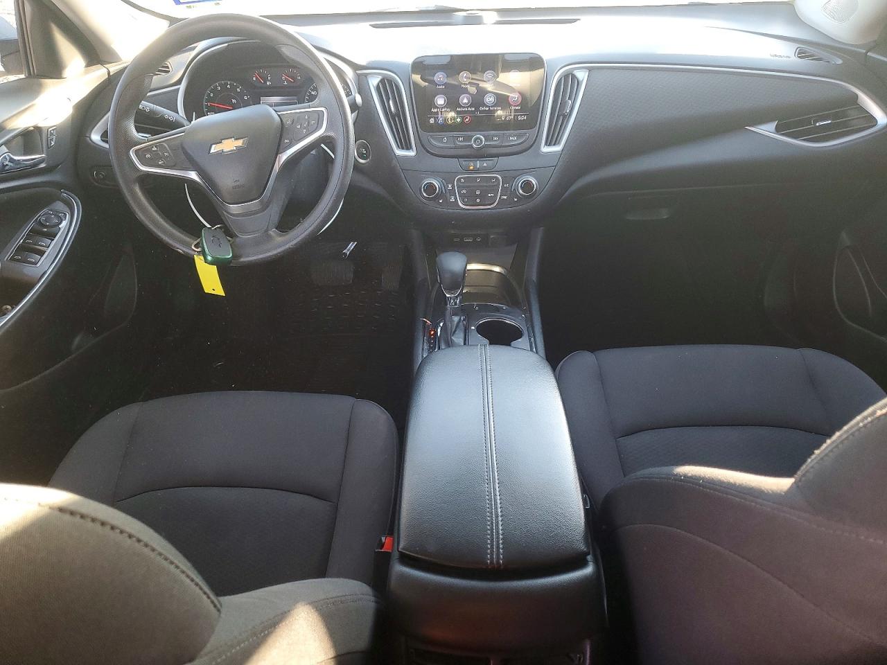 2022 CHEVROLET MALIBU LT photo 8