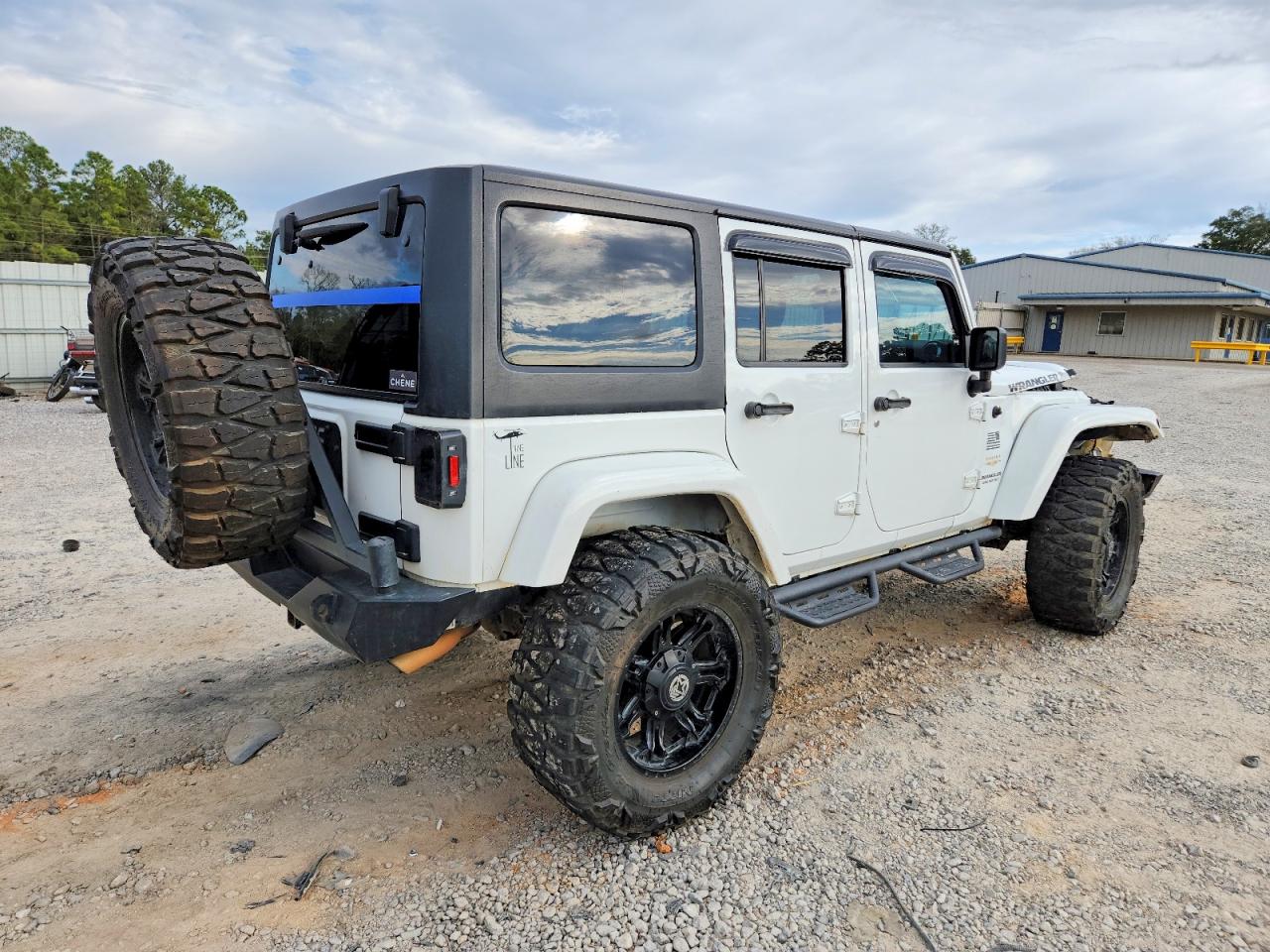 2015 JEEP WRANGLER UNLIMITED SAHARA photo 3