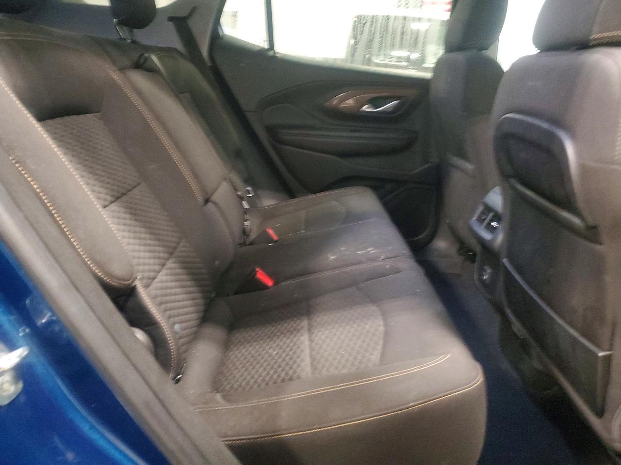 2020 GMC TERRAIN SLE photo 11
