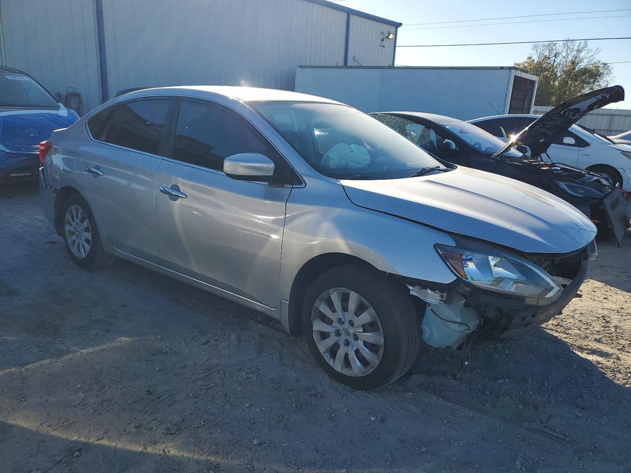 2017 NISSAN SENTRA S photo 4