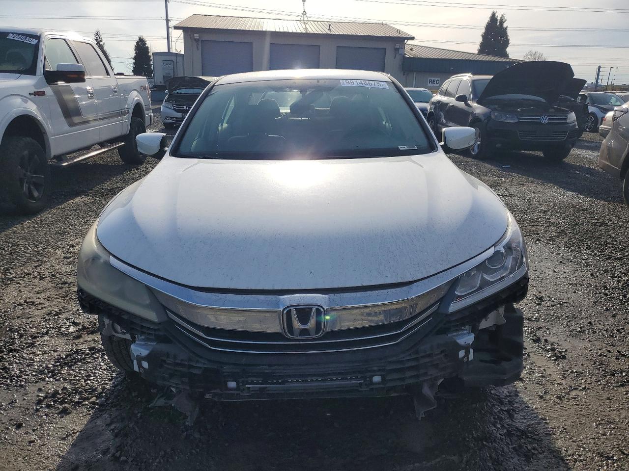 2016 HONDA ACCORD LX photo 5