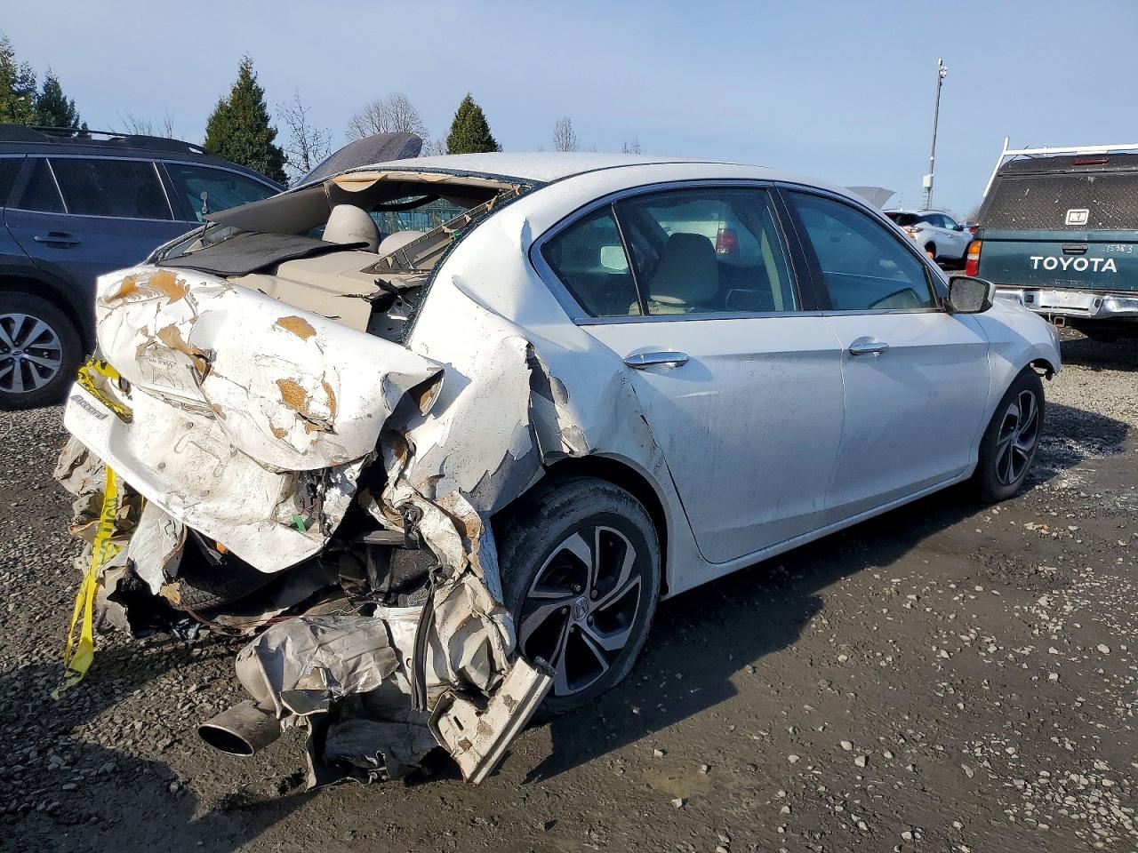 2016 HONDA ACCORD LX photo 3