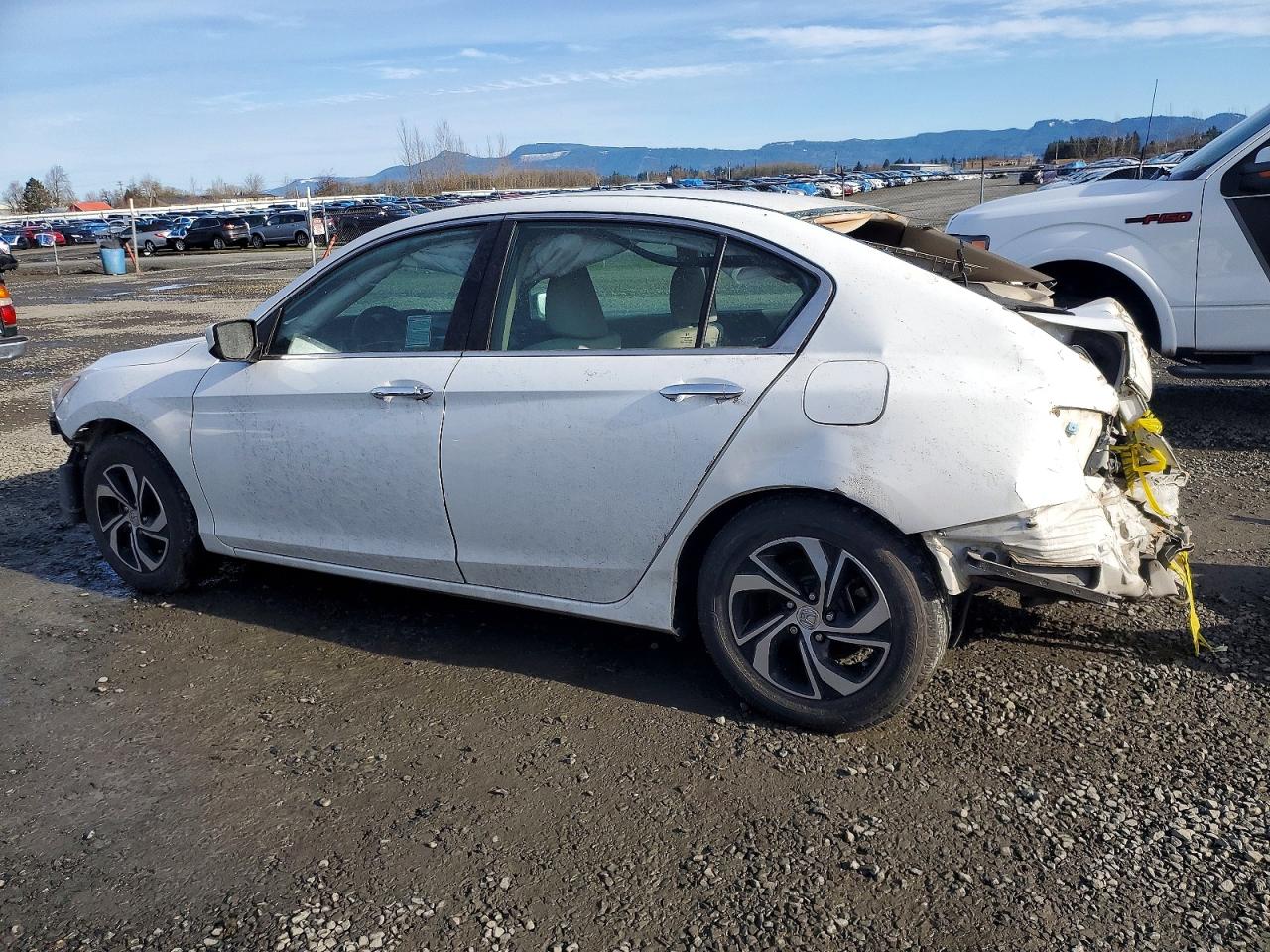 2016 HONDA ACCORD LX photo 2
