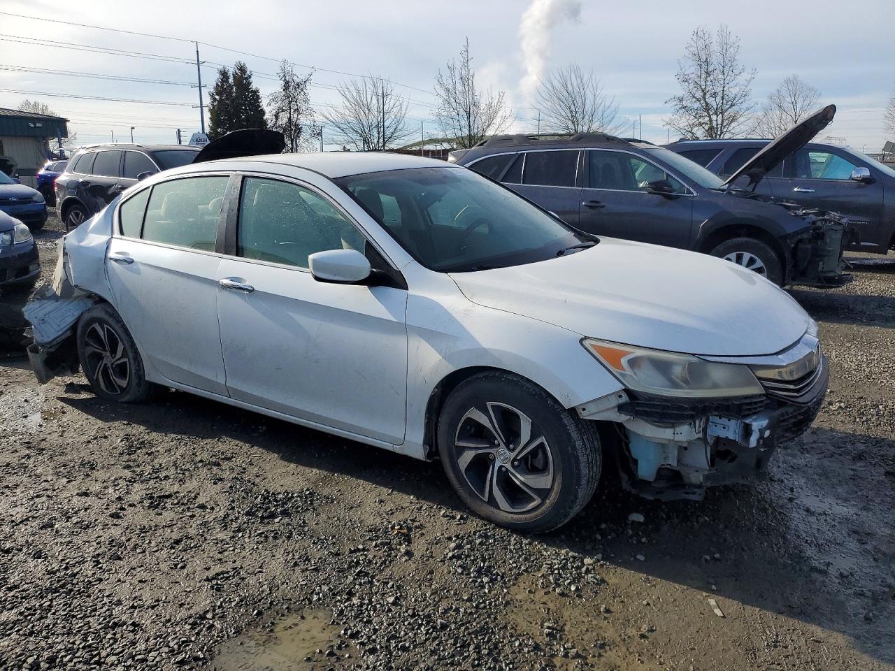 2016 HONDA ACCORD LX photo 4