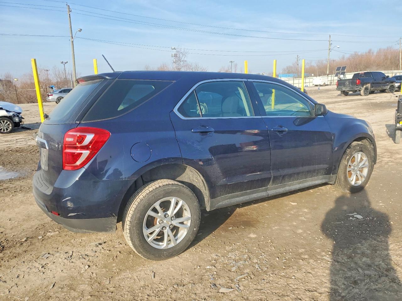 2017 CHEVROLET EQUINOX LS photo 5