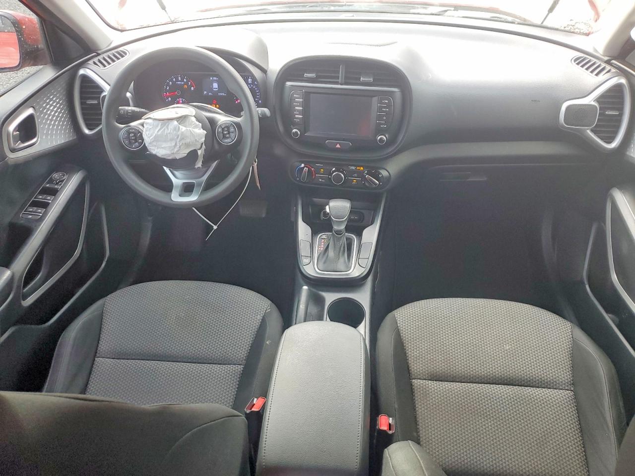 2020 KIA SOUL LX photo 8