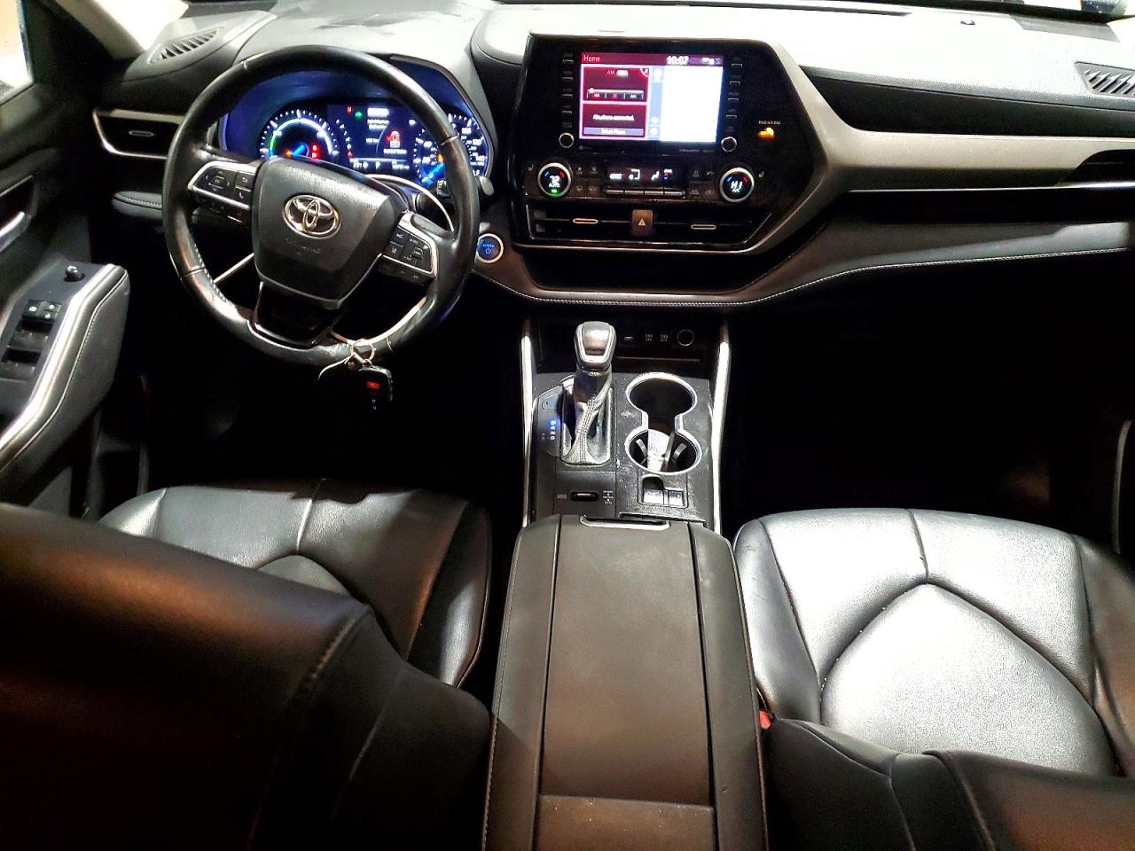 2021 TOYOTA HIGHLANDER HYBRID XLE photo 8