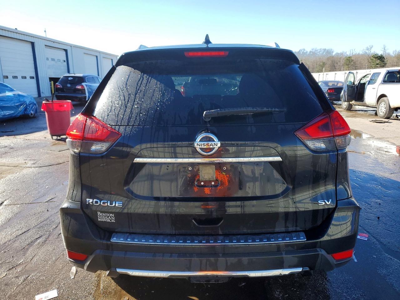 2018 NISSAN ROGUE S photo 6