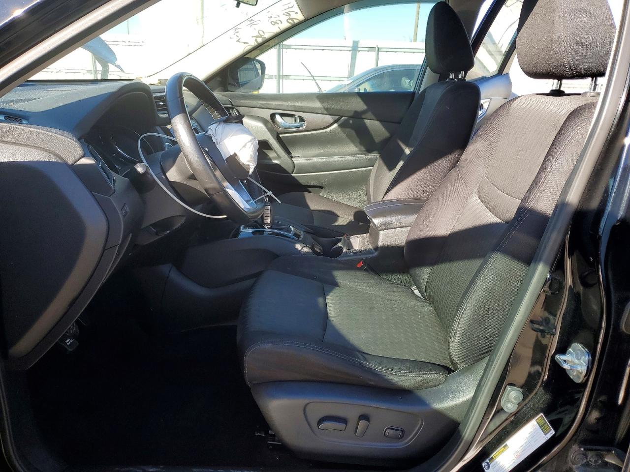 2018 NISSAN ROGUE S photo 7