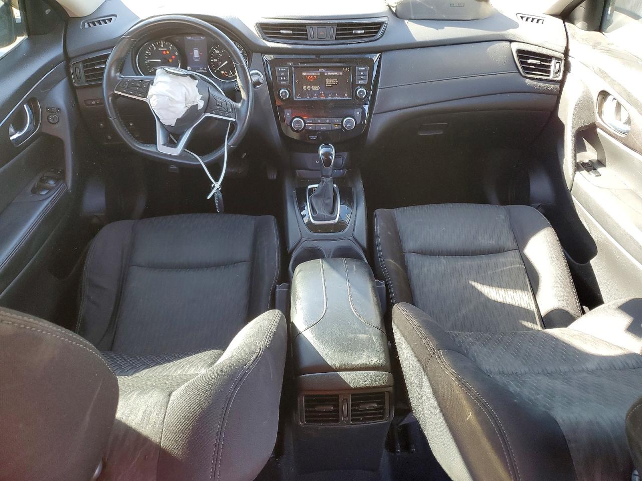 2018 NISSAN ROGUE S photo 8