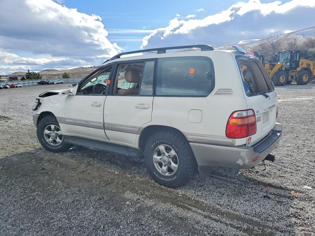 1999 TOYOTA LAND CRUISER photo 3