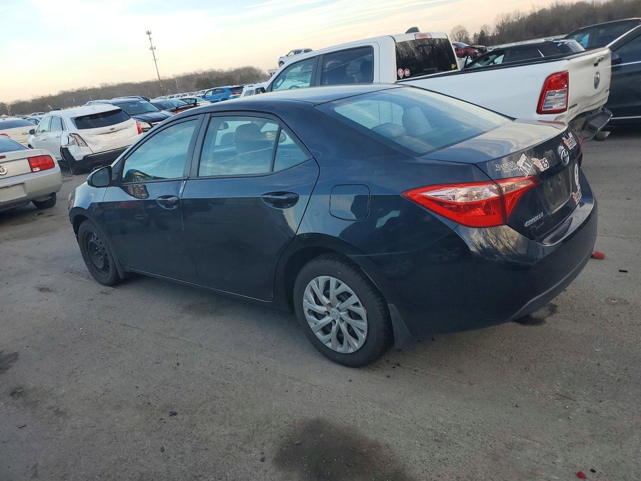 2017 TOYOTA COROLLA L photo 2