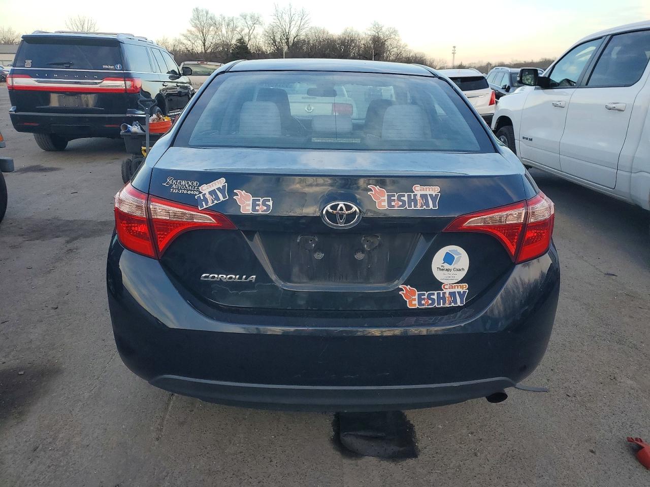 2017 TOYOTA COROLLA L photo 6