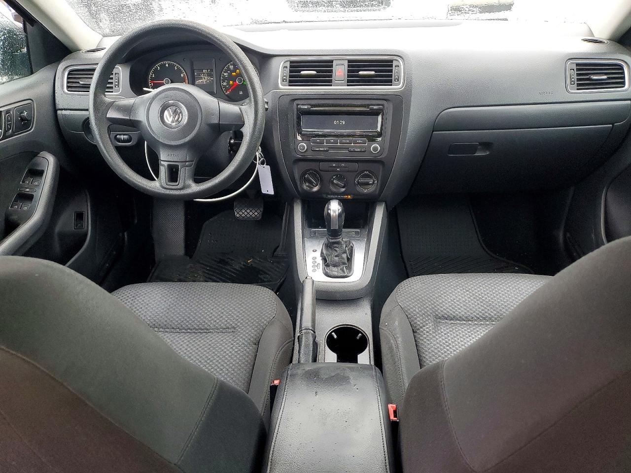 2014 VOLKSWAGEN JETTA BASE photo 8