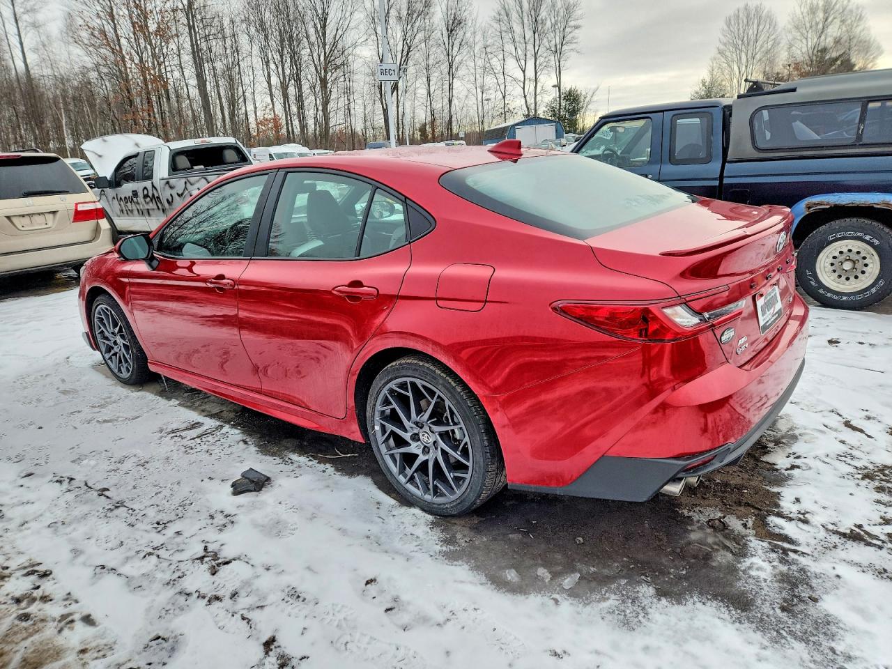 2025 TOYOTA CAMRY XSE photo 2