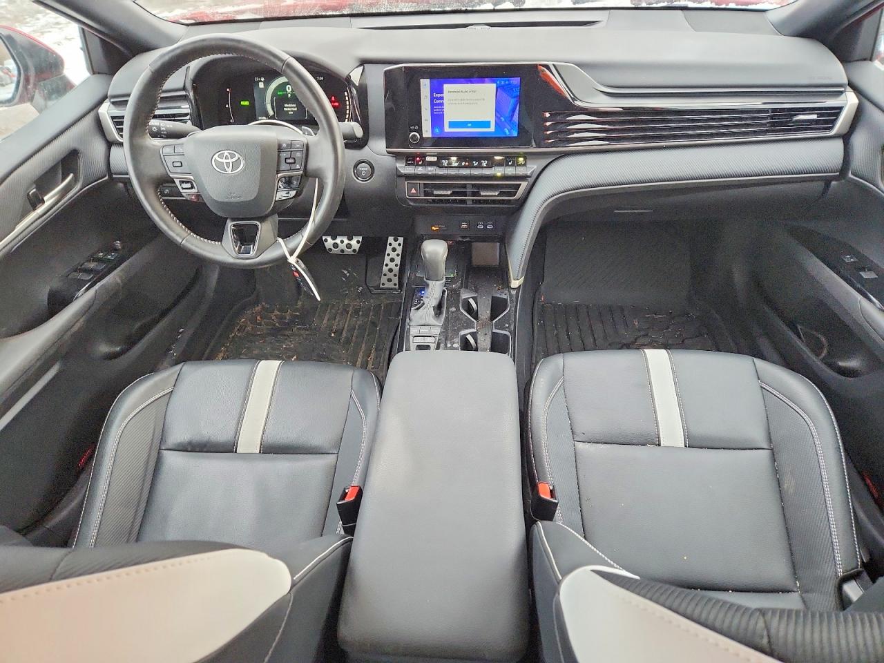 2025 TOYOTA CAMRY XSE photo 8