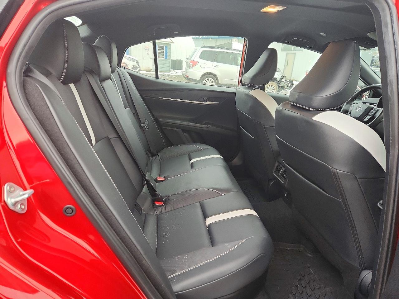 2025 TOYOTA CAMRY XSE photo 10