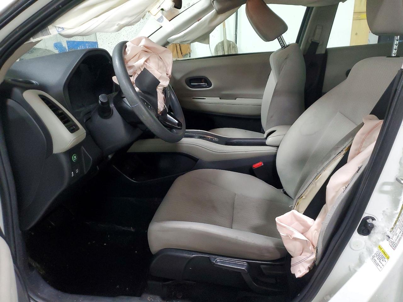 2016 HONDA HR-V LX photo 7