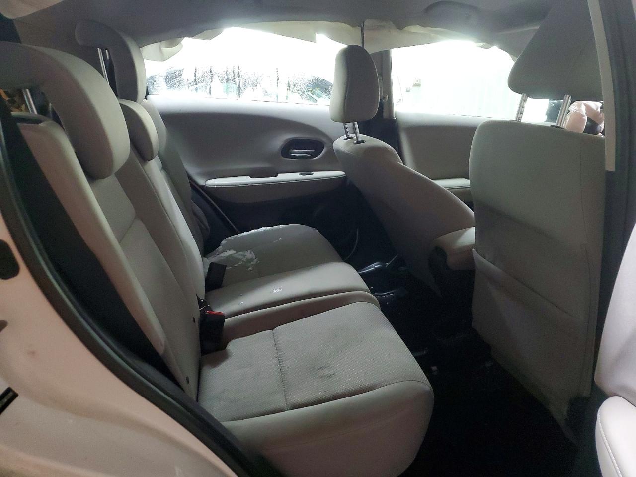 2016 HONDA HR-V LX photo 10
