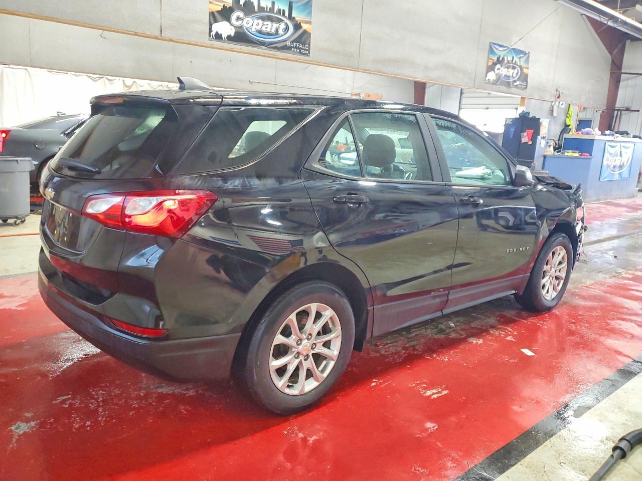 2020 CHEVROLET EQUINOX LS photo 3