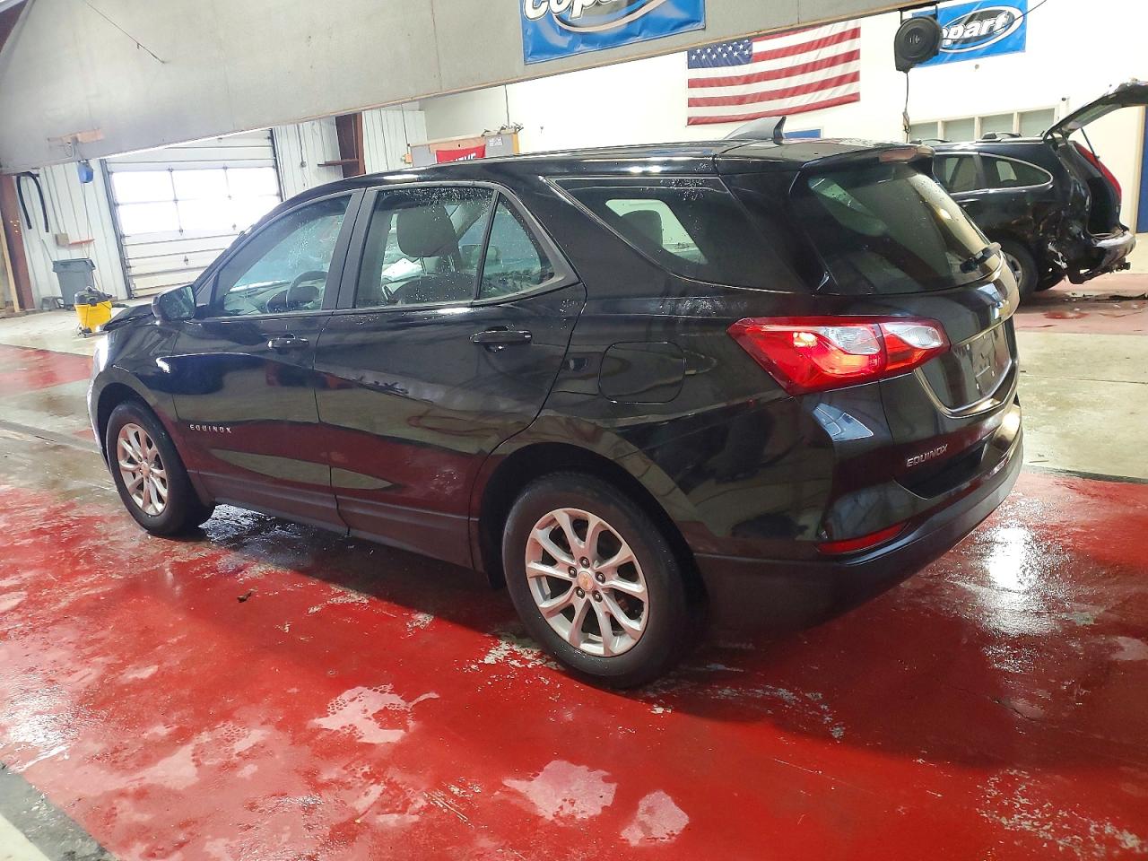 2020 CHEVROLET EQUINOX LS photo 2