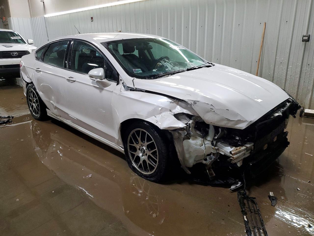 2013 FORD FUSION SE photo 4