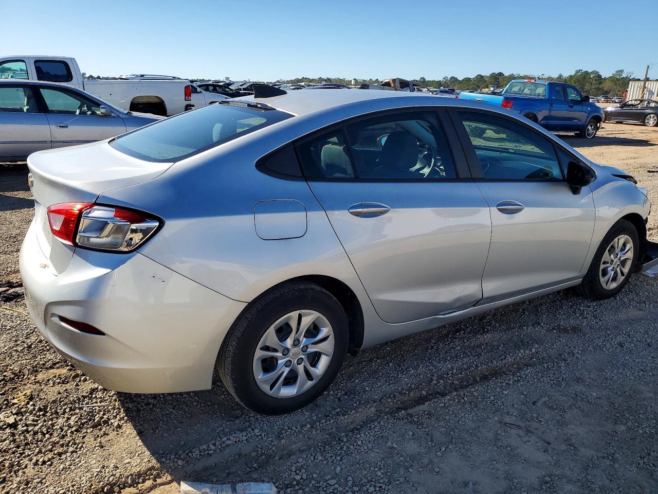 2019 CHEVROLET CRUZE LS photo 5