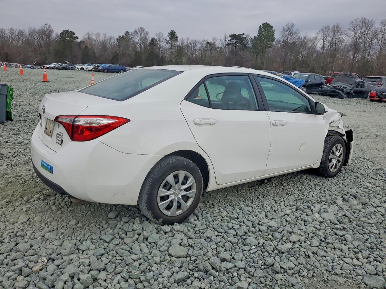 2016 TOYOTA COROLLA L photo 3