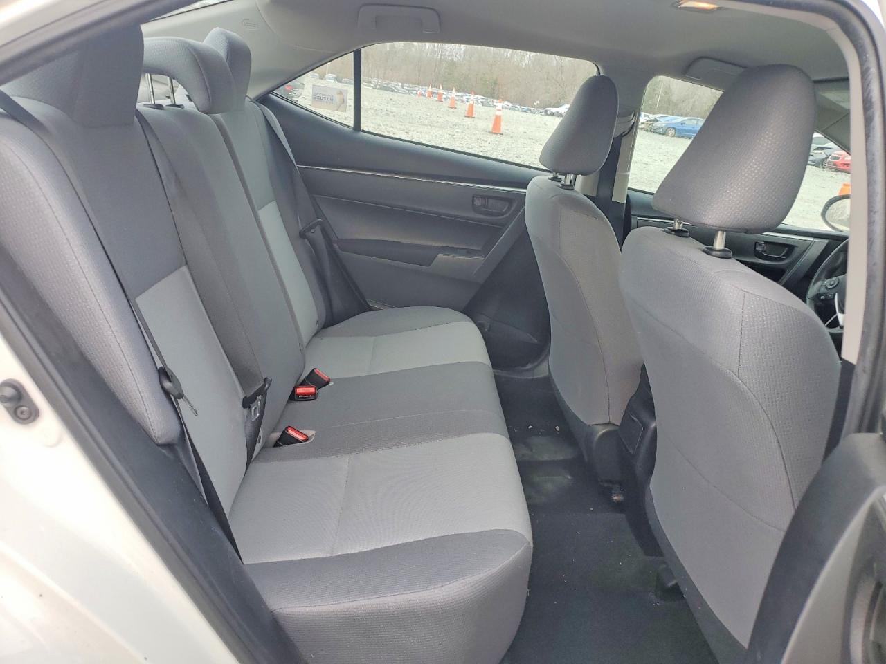 2016 TOYOTA COROLLA L photo 10