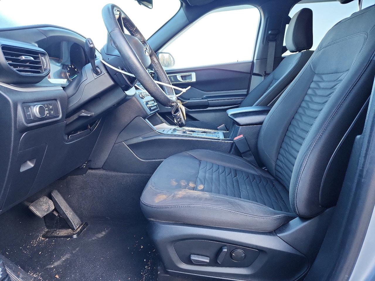 2020 FORD EXPLORER XLT photo 7