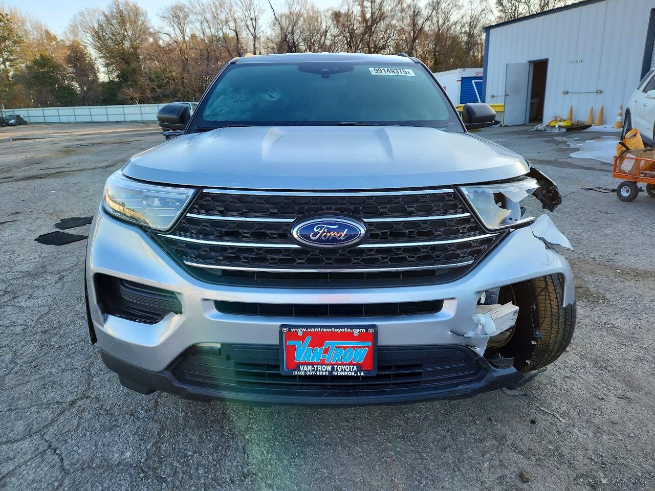 2020 FORD EXPLORER XLT photo 5