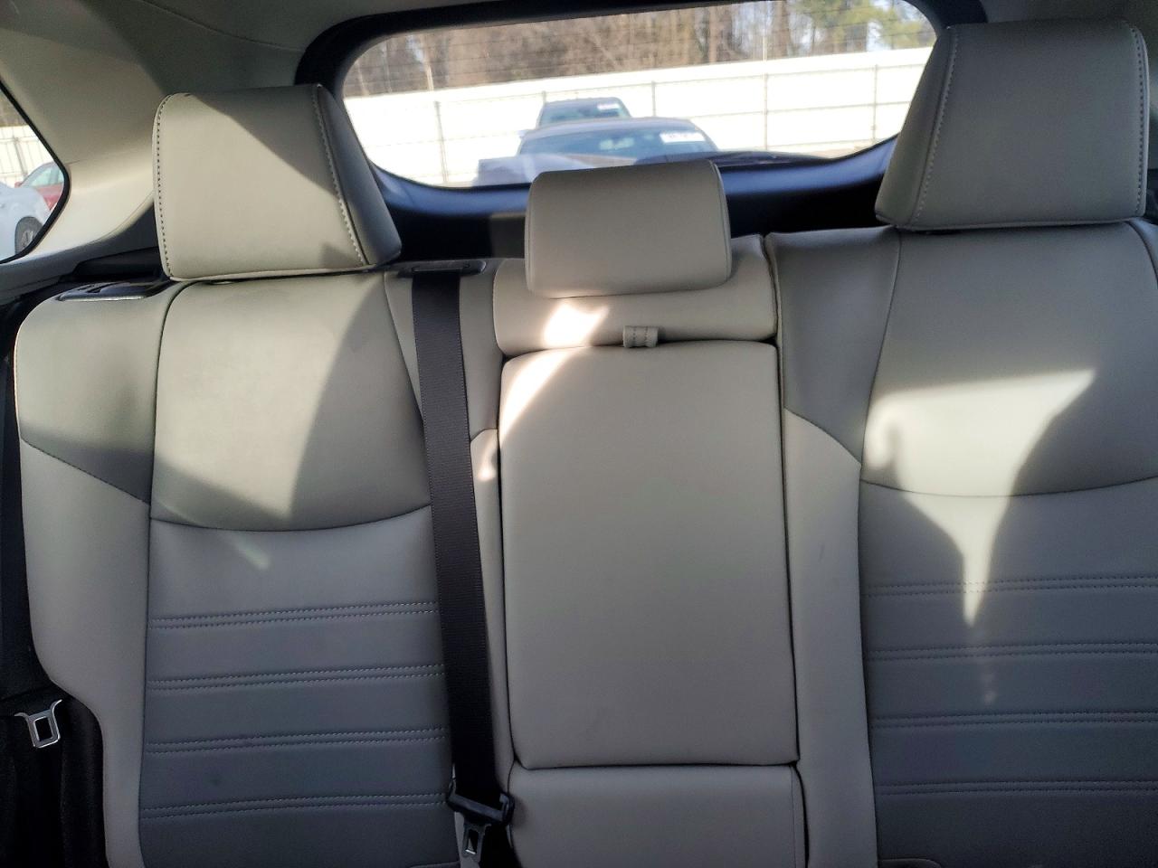 2024 TOYOTA RAV4 XLE PREMIUM photo 10