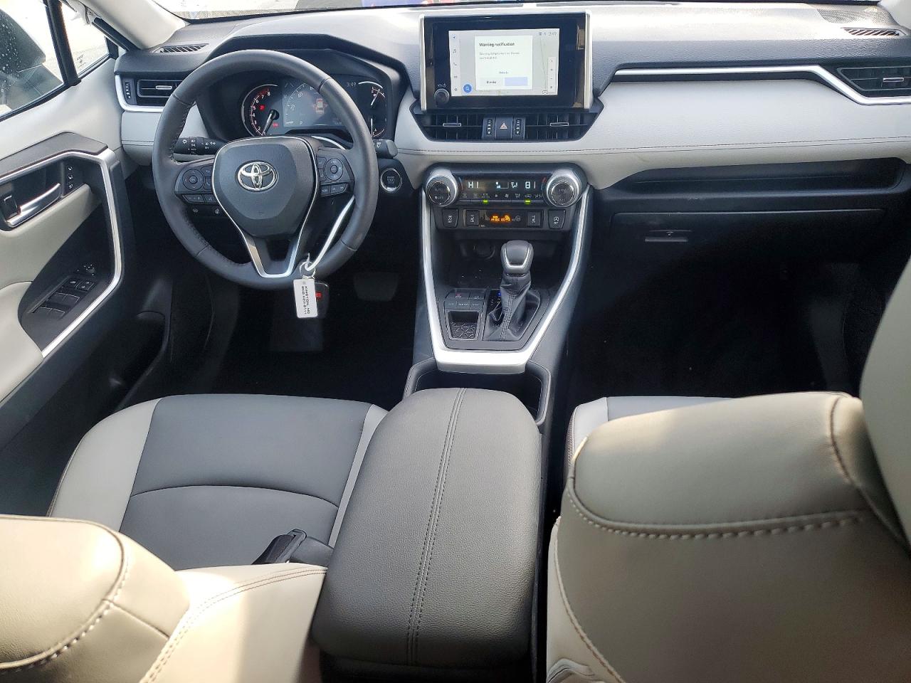 2024 TOYOTA RAV4 XLE PREMIUM photo 8