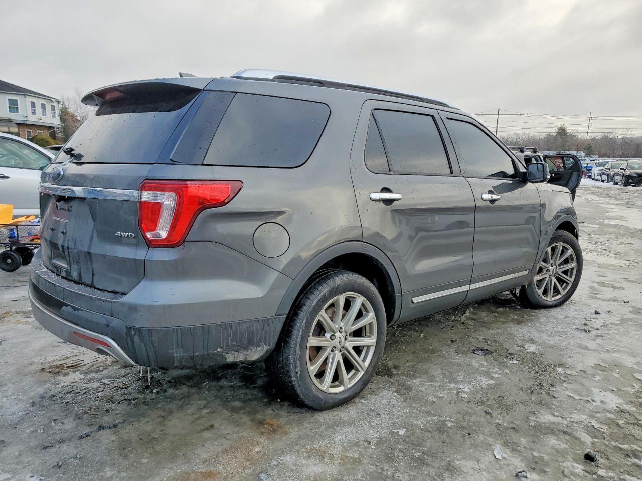 2017 FORD EXPLORER LIMITED photo 5