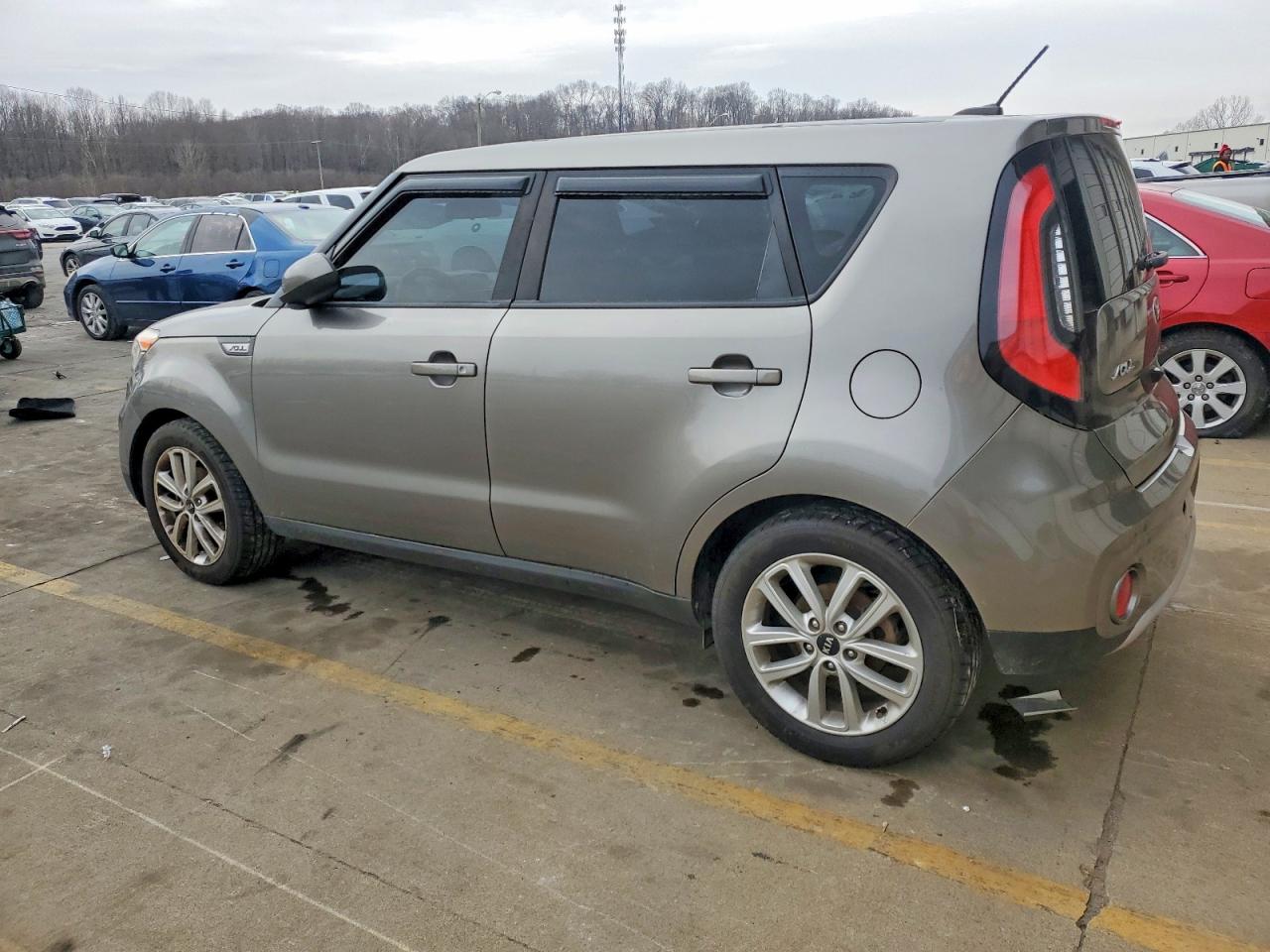 2018 KIA SOUL + photo 2