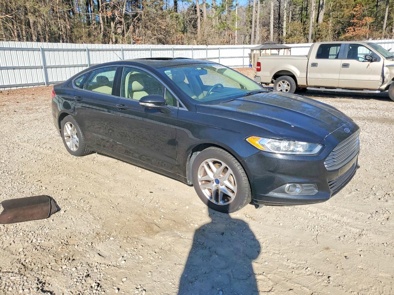 2014 FORD FUSION SE photo 4
