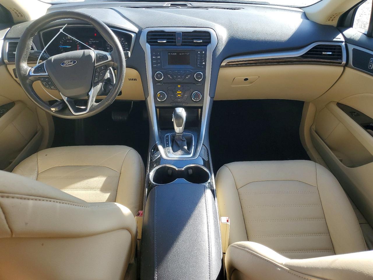 2014 FORD FUSION SE photo 8