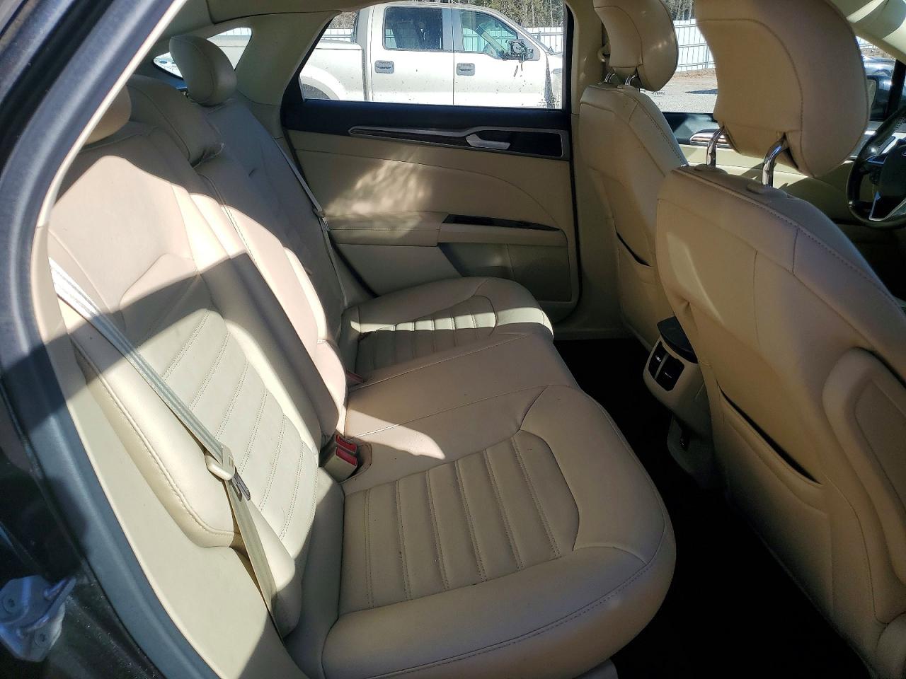 2014 FORD FUSION SE photo 10