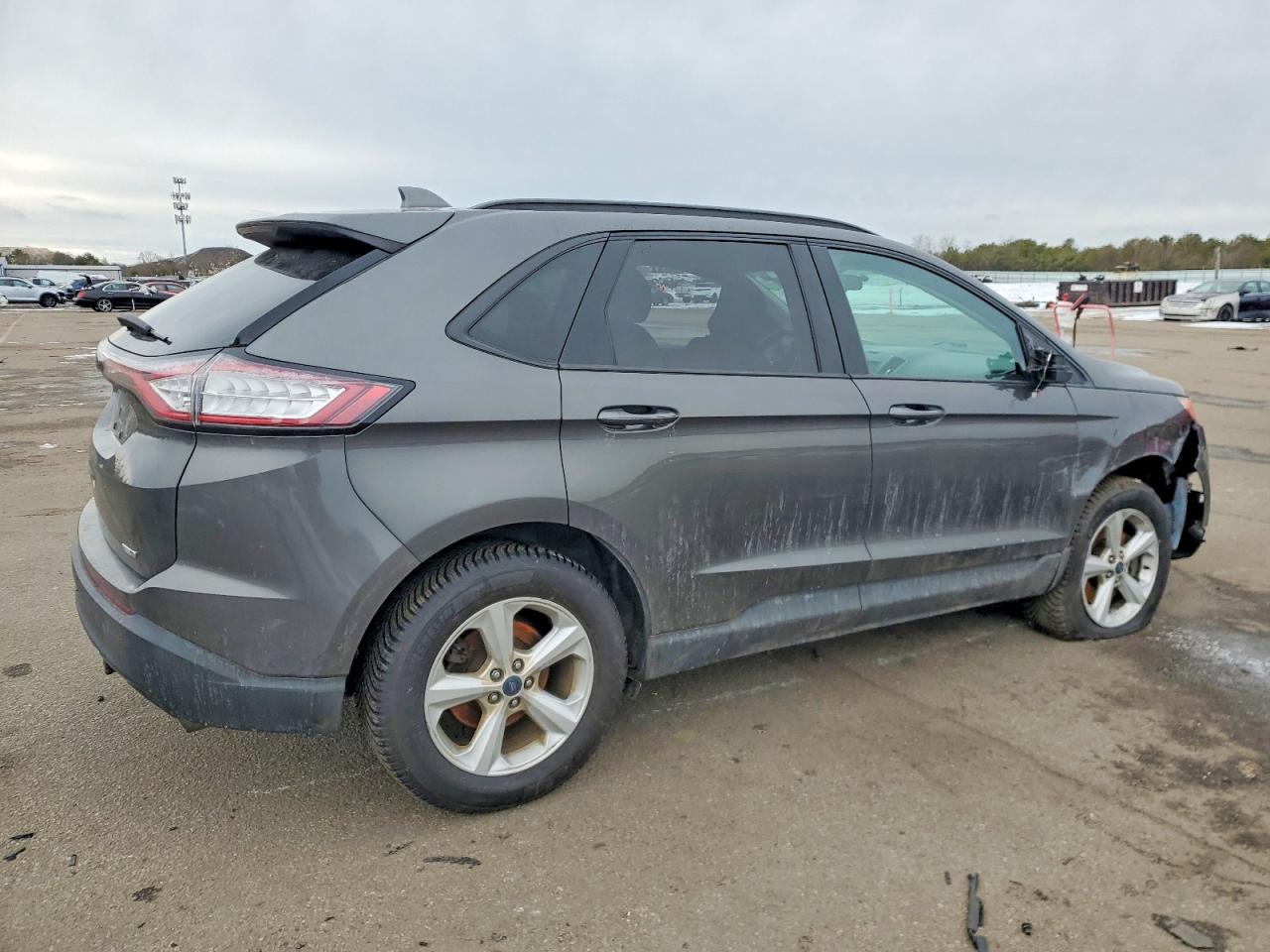 2018 FORD EDGE SE photo 5