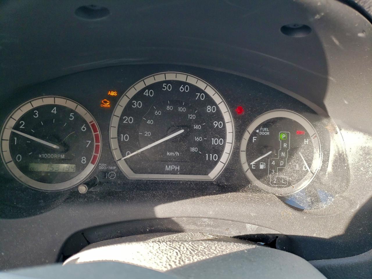 2004 TOYOTA SIENNA CE photo 9