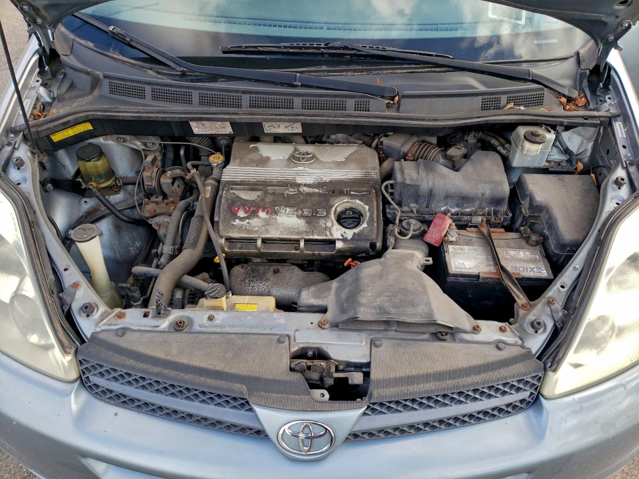 2004 TOYOTA SIENNA CE photo 12