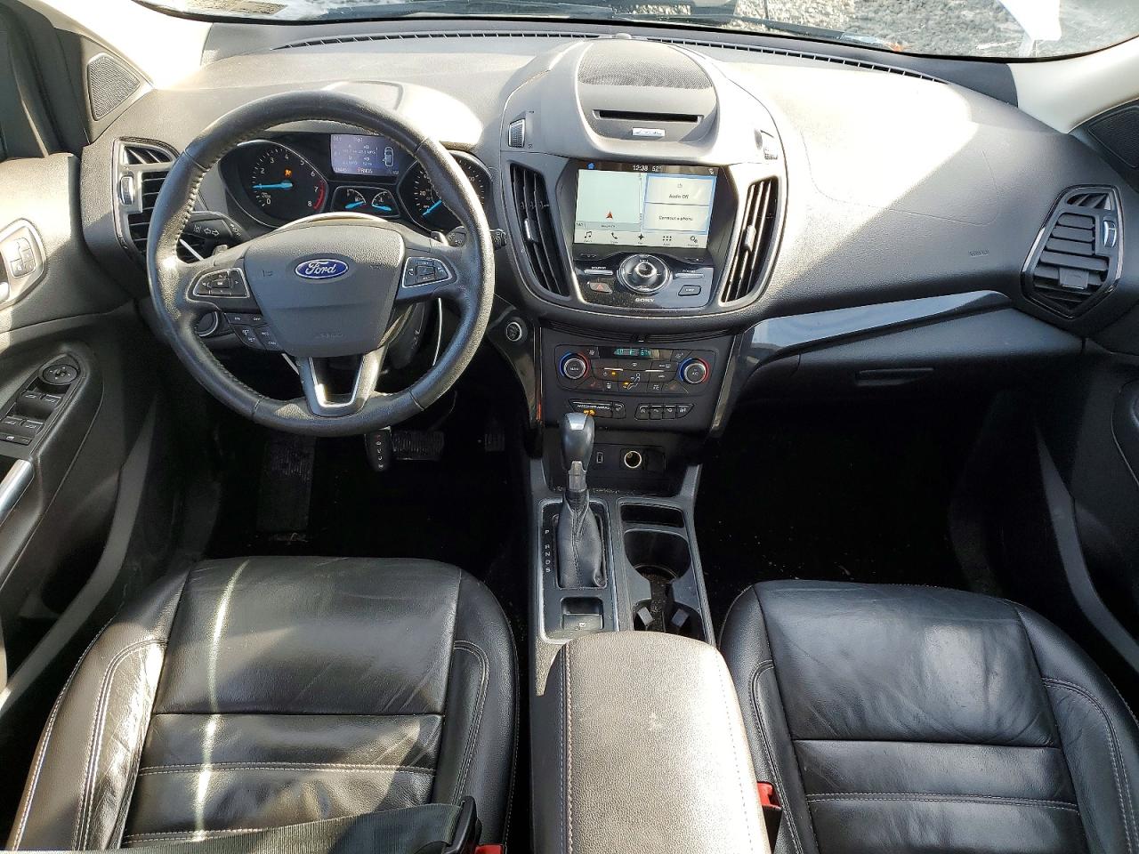 2017 FORD ESCAPE TITANIUM photo 8