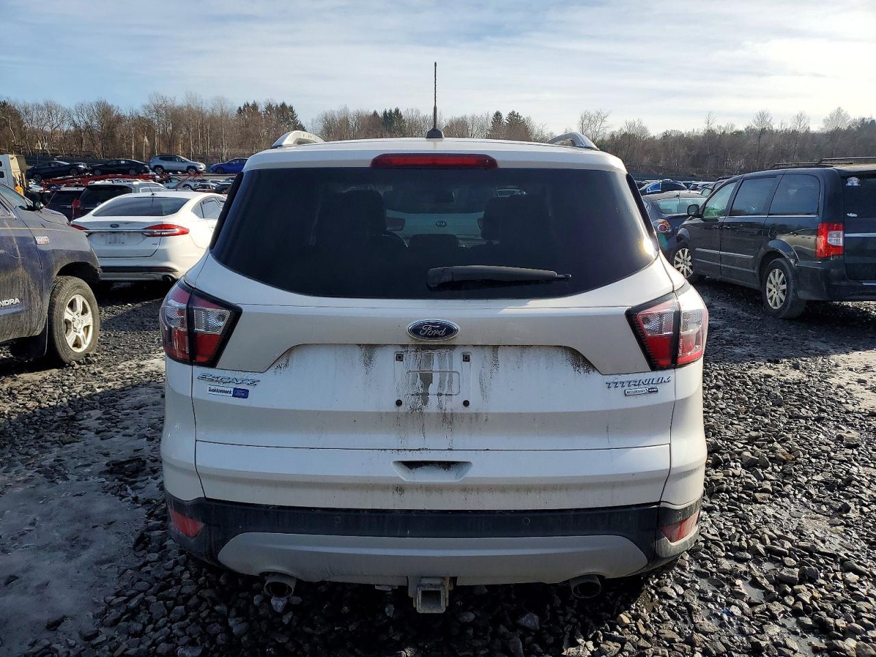 2017 FORD ESCAPE TITANIUM photo 6