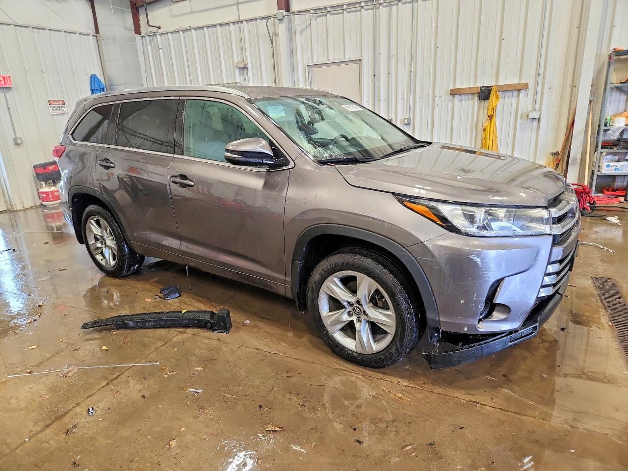 2019 TOYOTA HIGHLANDER LIMITED photo 4