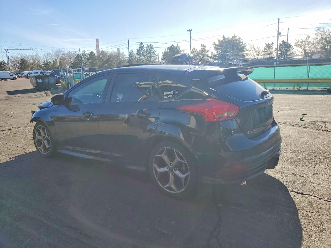 2017 FORD FOCUS ST photo 2