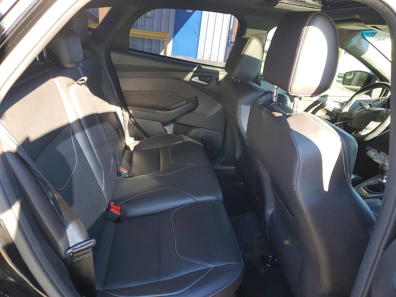 2017 FORD FOCUS ST photo 10