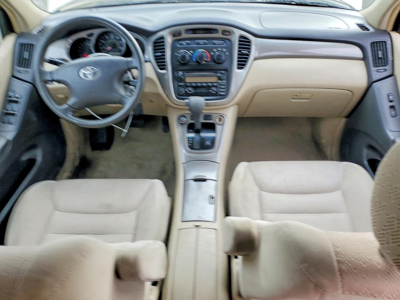 2003 TOYOTA HIGHLANDER photo 8