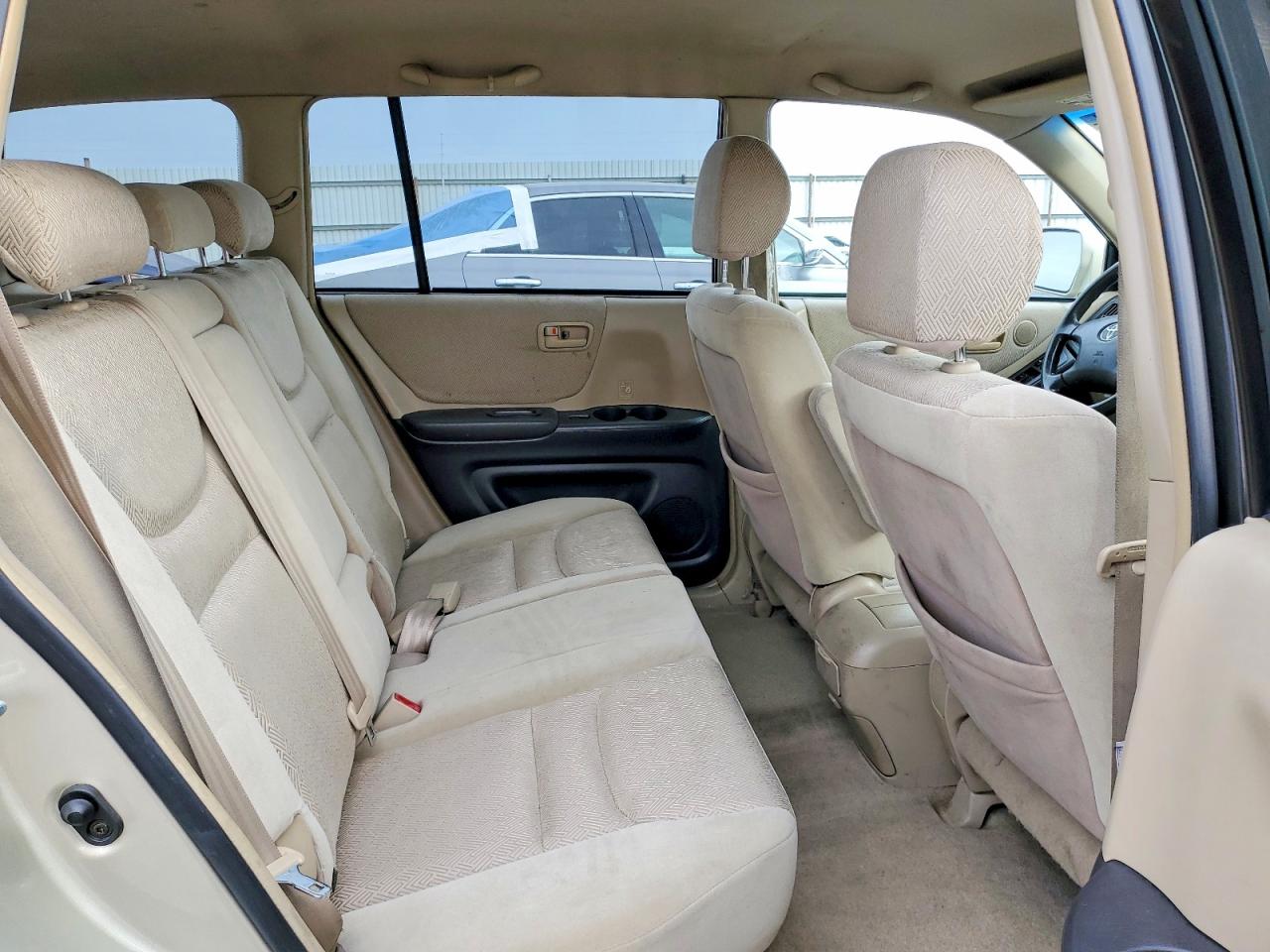 2003 TOYOTA HIGHLANDER photo 11