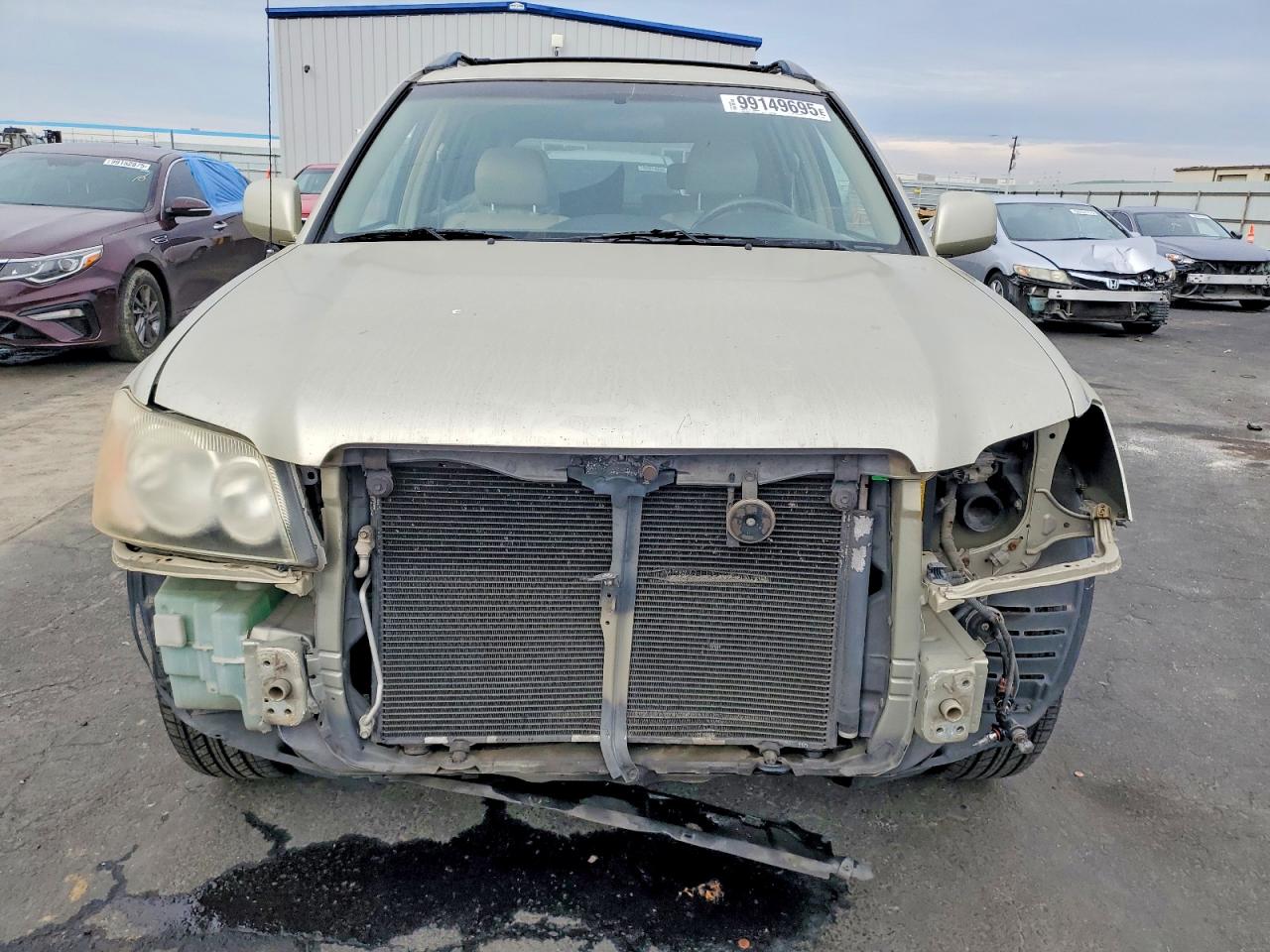 2003 TOYOTA HIGHLANDER photo 5